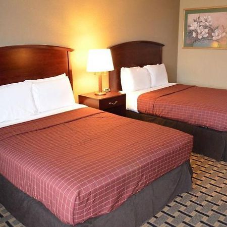 Shorecrest Motor Inn Детройт Экстерьер фото