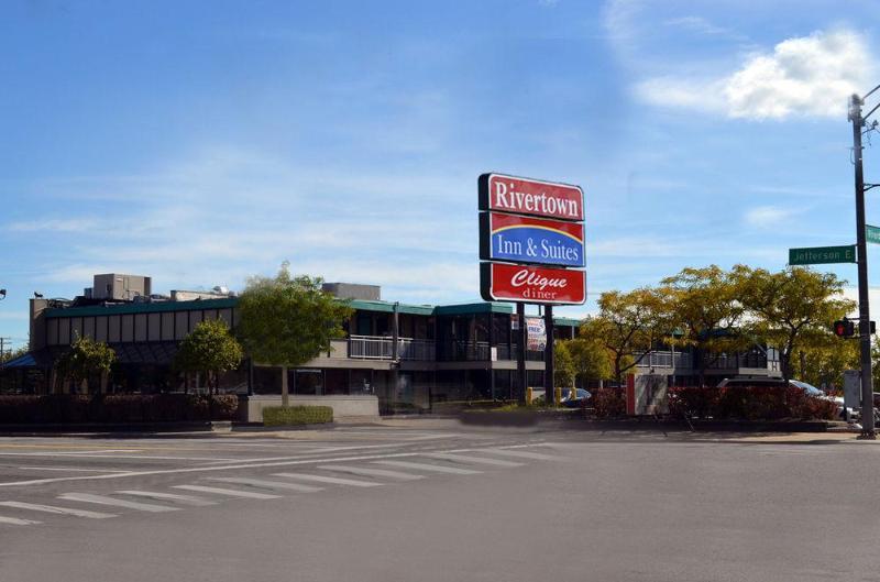 Shorecrest Motor Inn Детройт Экстерьер фото